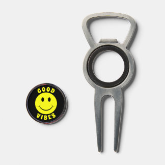 Happy Yellow Face Good Vibes Divot Tool