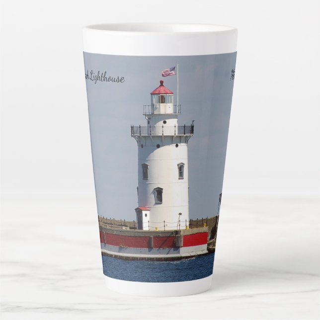 Harbor Beach Lighthouse latte mug (Front)