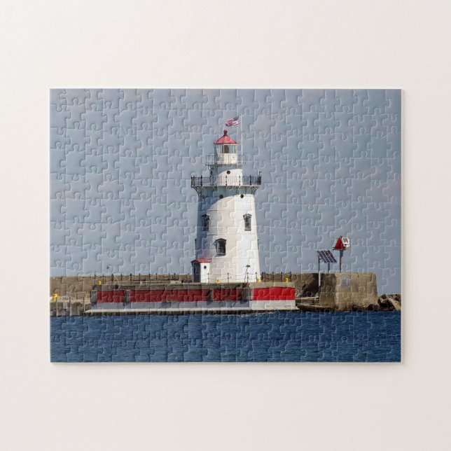 Harbor Beach Lighthouse puzzle (Horizontal)