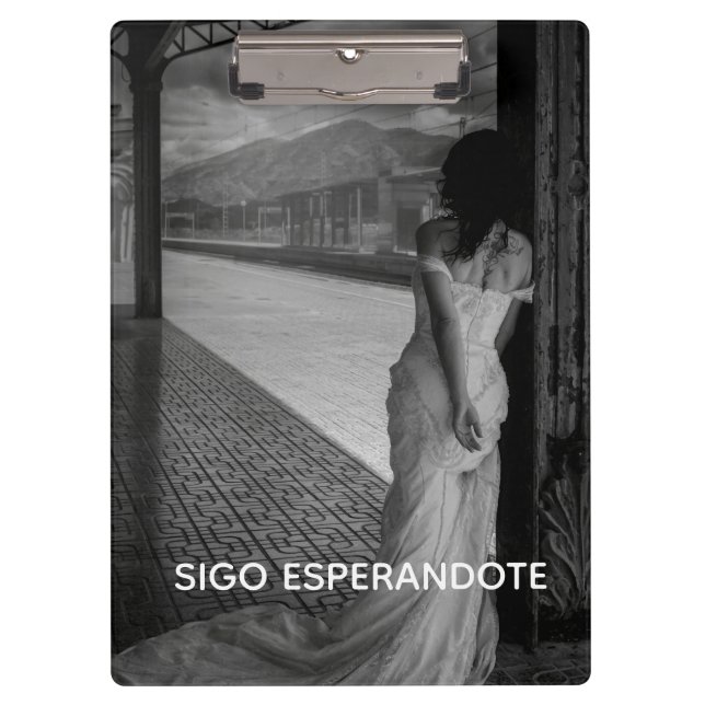 HARDCOVER NOTEBOOK CLIPBOARD (Front)