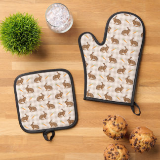 Hare And Carrots Rustic Easter Pattern Beige Oven Mitt &amp; Pot Holder Set