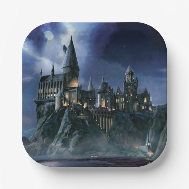 Harry Potter Castle | Moonlit Hogwarts Paper Plates (Front)
