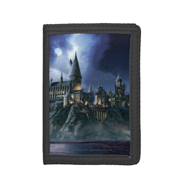Harry Potter Castle | Moonlit Hogwarts Tri-fold Wallet (Front Vertical)