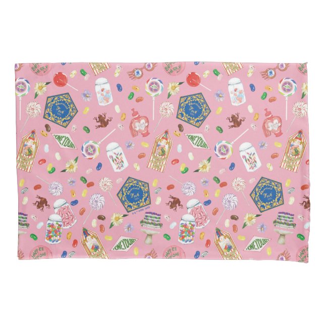 HARRY POTTER™ | Chocolate Frogs & Candy Pattern Pillow Case (Front)