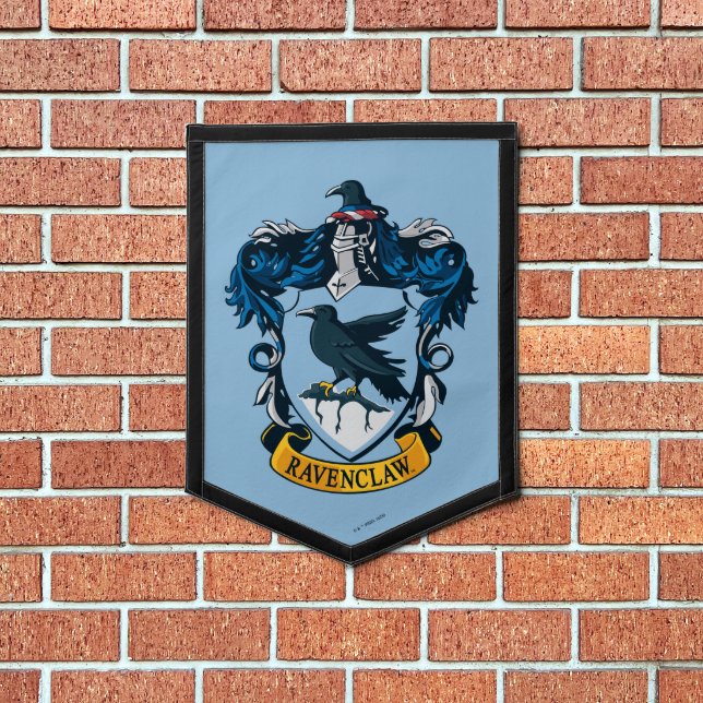Harry Potter  | Gothic Ravenclaw Crest Pennant (Insitu 1)