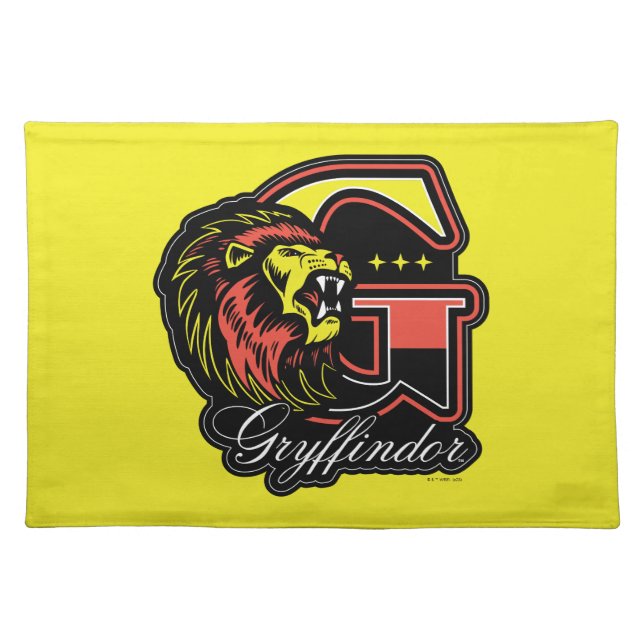 HARRY POTTER™ | GRYFFINDOR™ Athletic Badge Cloth Placemat (Front)