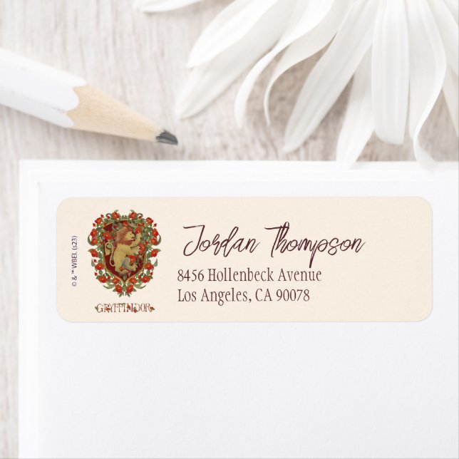 HARRY POTTER™ | GRYFFINDOR™ Crest Label (Insitu)