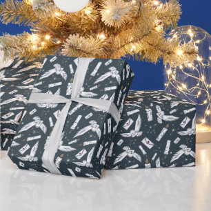 HARRY POTTER™ Hedwig Delivering Letters Pattern Wrapping Paper