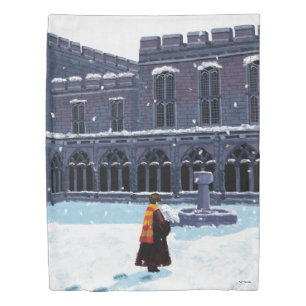 HARRY POTTER™ & Hedwig in HOGWARTS™ Courtyard Duvet Cover
