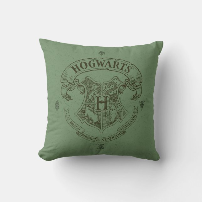 Harry Potter | Hogwarts Banner Crest Throw Pillow (Front)