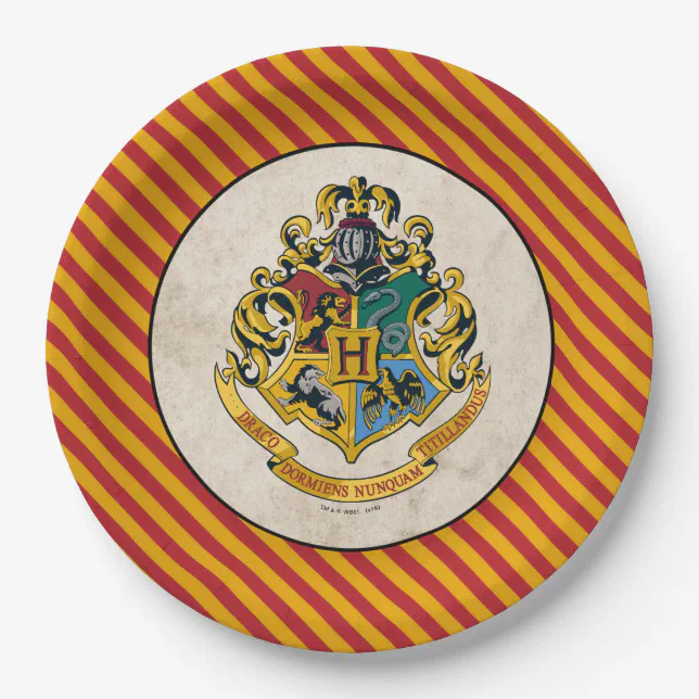 Harry Potter Paper Party Plates, 8 Count - Hogwarts Castle & Gryffindor Design