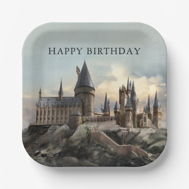 Harry Potter | Hogwarts Castle Daytime Paper Plates (Front)