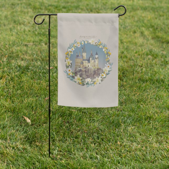 HARRY POTTER™ | HOGWARTS™ CASTLE GARDEN FLAG (In SItu)