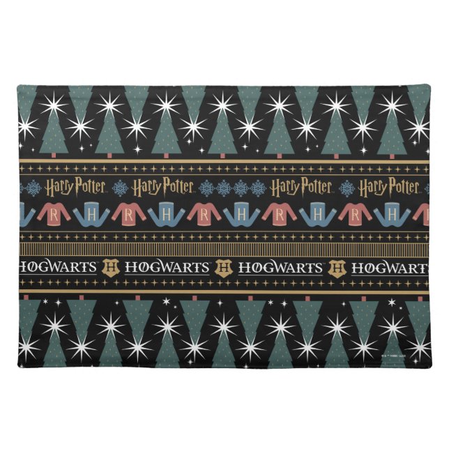 HARRY POTTER™ Holiday Sweater Pattern Cloth Placemat (Front)
