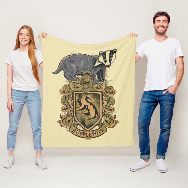 Harry Potter | Hufflepuff Crest with Badger Fleece Blanket (In Situ)