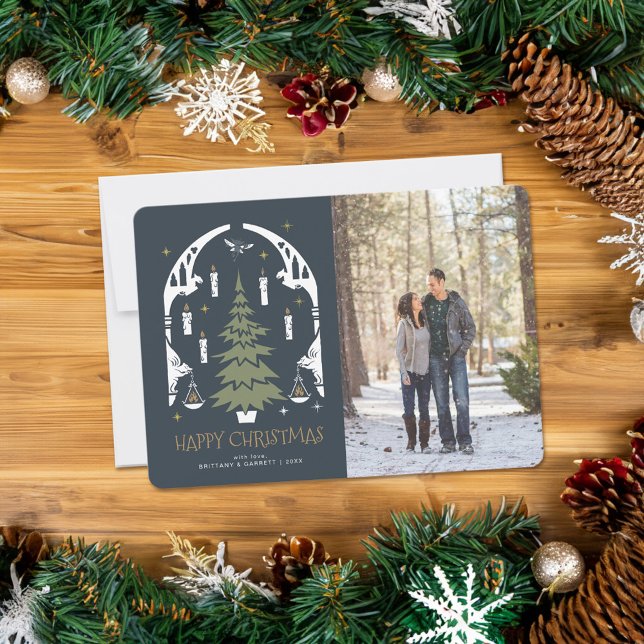 HARRY POTTER™ Magical Christmas Tree Invitation (Card on table)