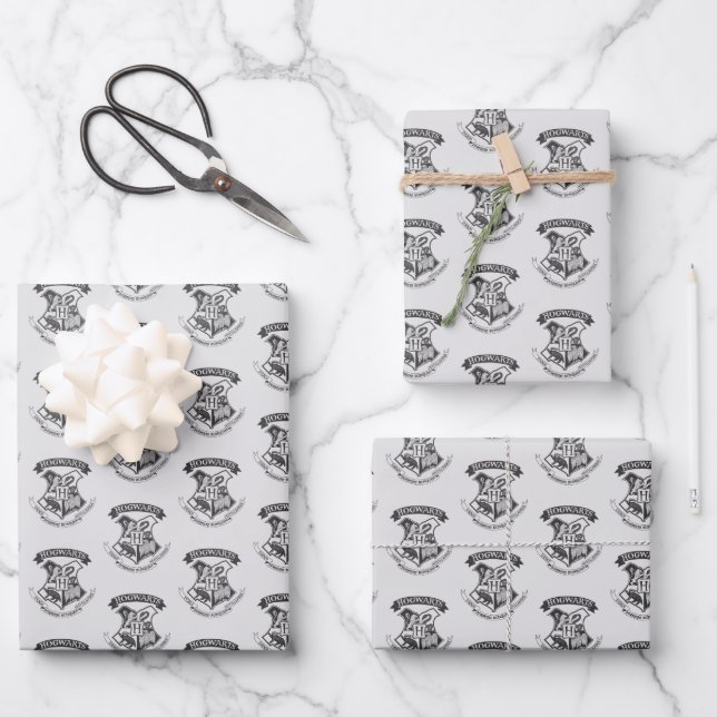 Harry Potter | Retro Hogwarts Crest Wrapping Paper Sheets (Front)