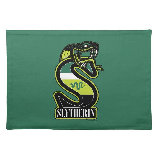 HARRY POTTER™ | SLYTHERIN™ Athletic Badge Cloth Placemat (Front)