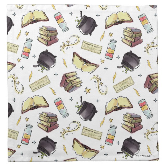 HARRY POTTER™ Spells & Books Pattern Cloth Napkin (Front)
