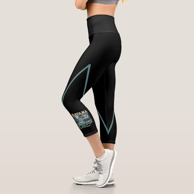 Havana Cuba Graffiti Street Art - Love Habana Capri Leggings (Left)