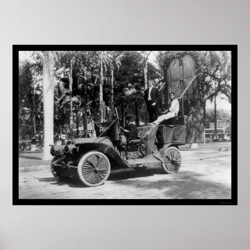 Hawaii Festival Auto Float by Yale 1912 Poster
