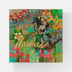 Hawaii Flower Hula Vintage Floral Graphic Paperweight