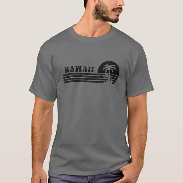 Hawaii HI Hawaiian Island Palm Tree Surfboard Retr T-Shirt (Front)