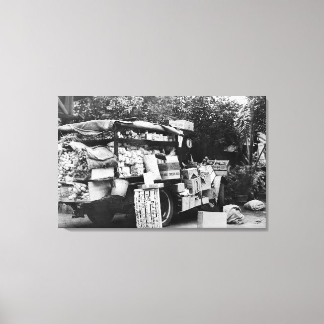 Hawaii - View of a Native Vegetable Wagon Canvas Print (Front)