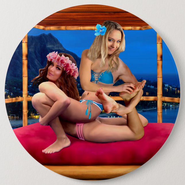 HAWAIIAN FANTASY WRESTLING BUTTON (Front)