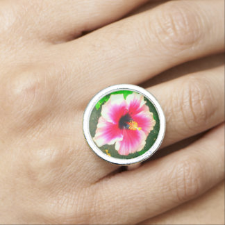 Hawaiian hibiscus flower ring