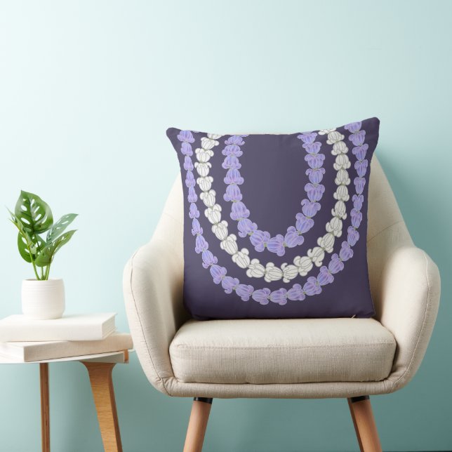 Hawaiian Print crown flower lei Throw Pillow (Chair)