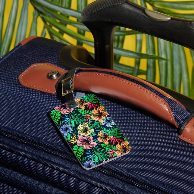 Hawaiian Print Luggage Tag (Front Insitu 1)