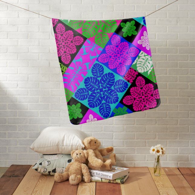 hawaiian quilt print baby blanket (In Situ)
