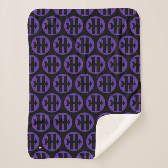 Hawkeye On Target Logo Sherpa Blanket (Front)