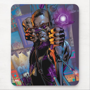 Hawkeye Taking Aim Mouse Pad