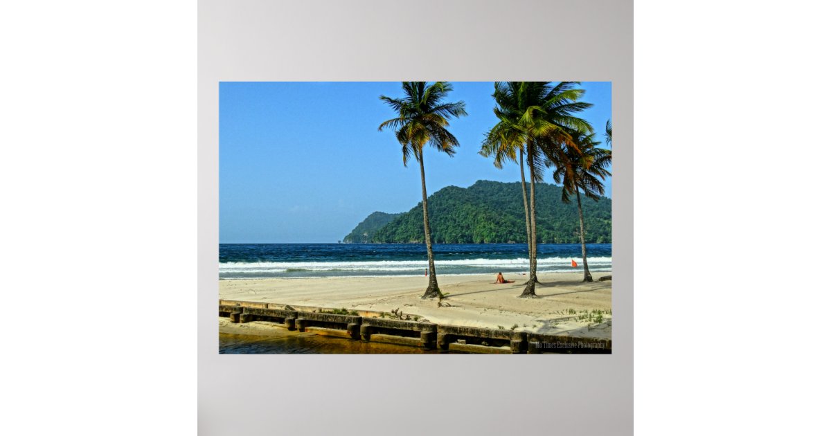 HD Maracas Beach Poster | Zazzle