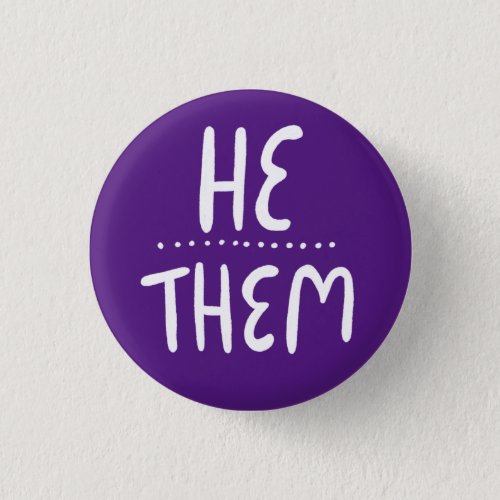 HETHEM Pronouns Purple Handlettering Minimal Button