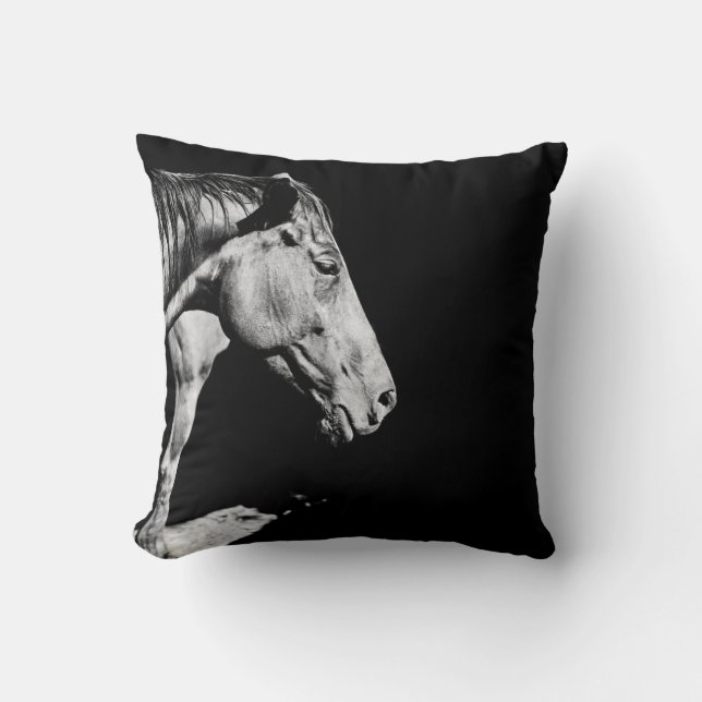 head horse's leg throw pillow (Front)
