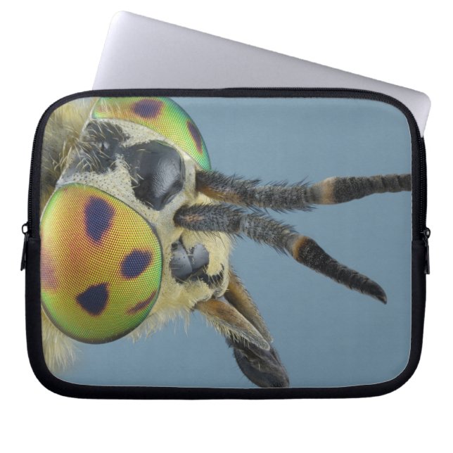 Head of deer fly laptop sleeve (Front)