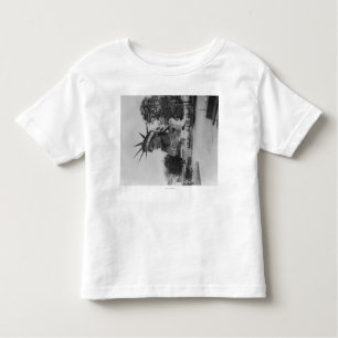 Head of Statue of Liberty in Paris Park Toddler T-shirt