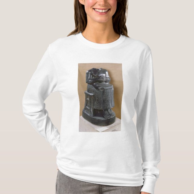 Headless statue of Prince Gudea  as an T-Shirt (Front)