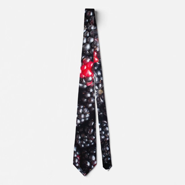 Heap of blackberries neck tie (Front)