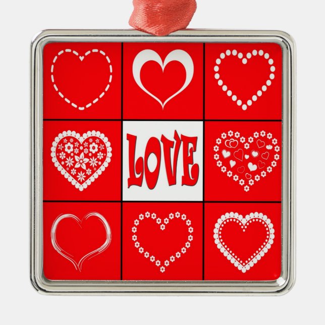 Heart design metal ornament (Front)