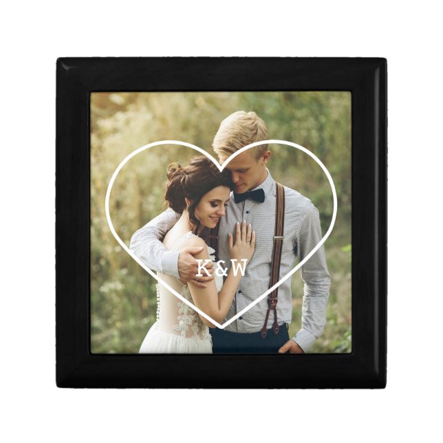 Heart Frame Monogrammed Photo Gift Box (Front)