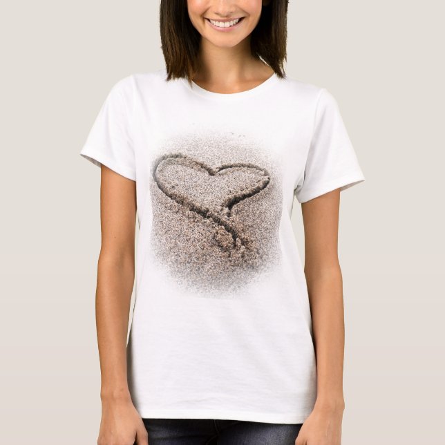 heart in the sand T-Shirt (Front)