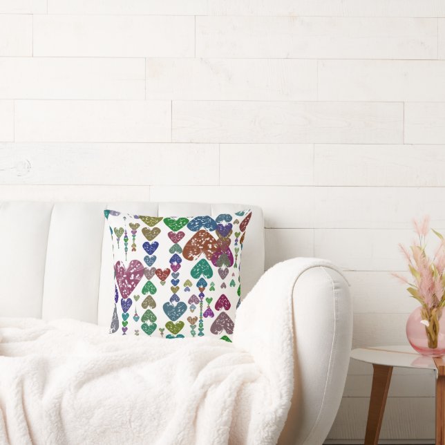 Heart strings throw pillow (Couch)