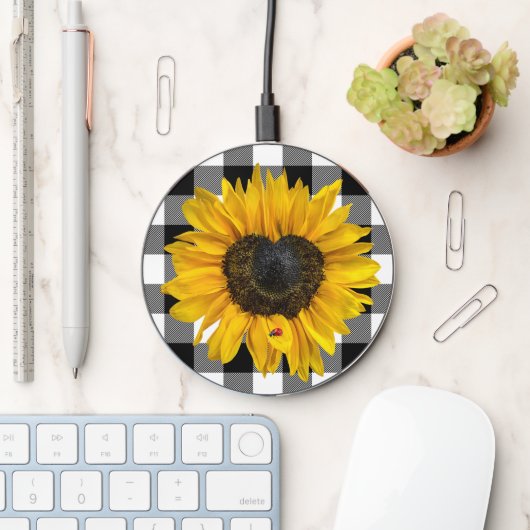 Heart Sunflower with Ladybug Wireless Charger (Desk)