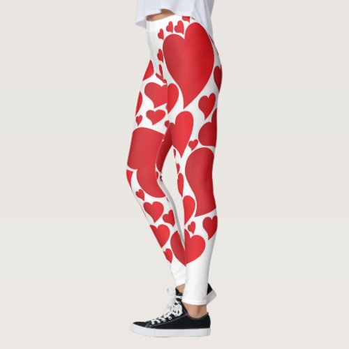 HEARTS GALOUR ON THESE AWESOME LEGGINGS