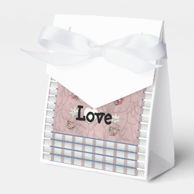 Hearts Of Love Three Favor Boxes (Front Side)