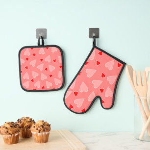 Hearts Oven Mitt & Pot Holder Set